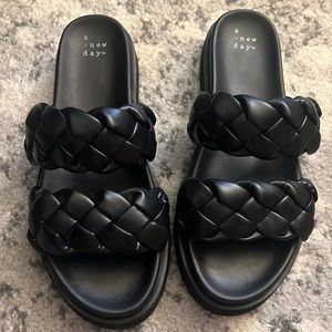 Braided strap Black sandals